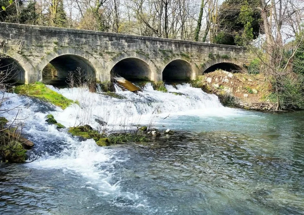 pont avocat velleron