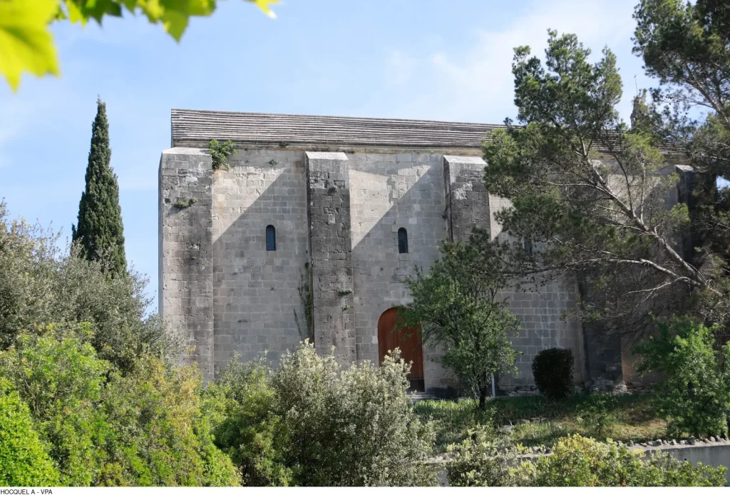 eglise saint-symphorien caumont-sur-durance