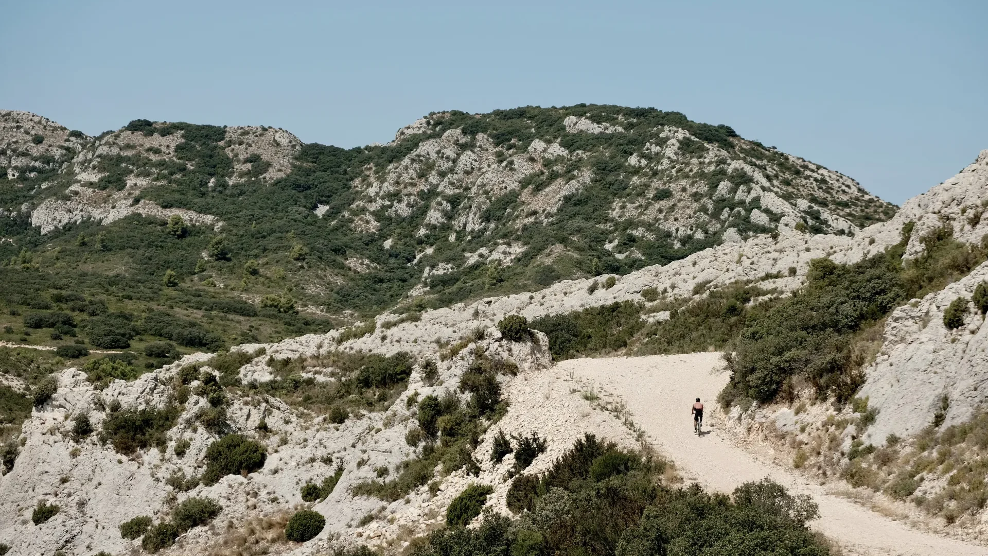 micro aventure alpilles vélo