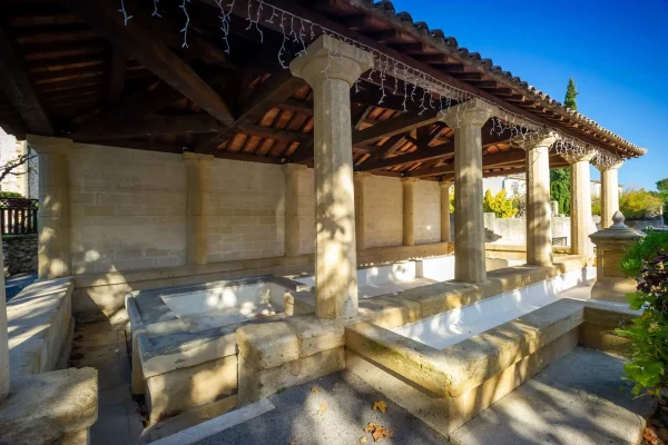 lavoir rochefort-du-gard