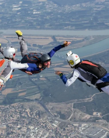 saut parachute skydive pujaut