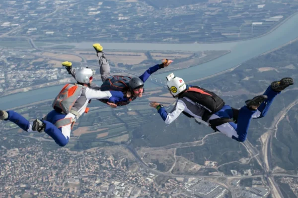 saut parachute skydive pujaut